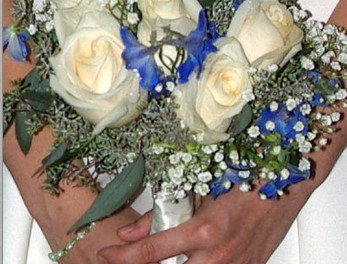 Selecting Just the Right Flowers for Your Wedding Day